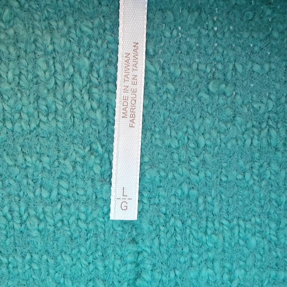 Free People | Emerald Aura | Slouchy V-neck Sweater - Picture 9 of 11